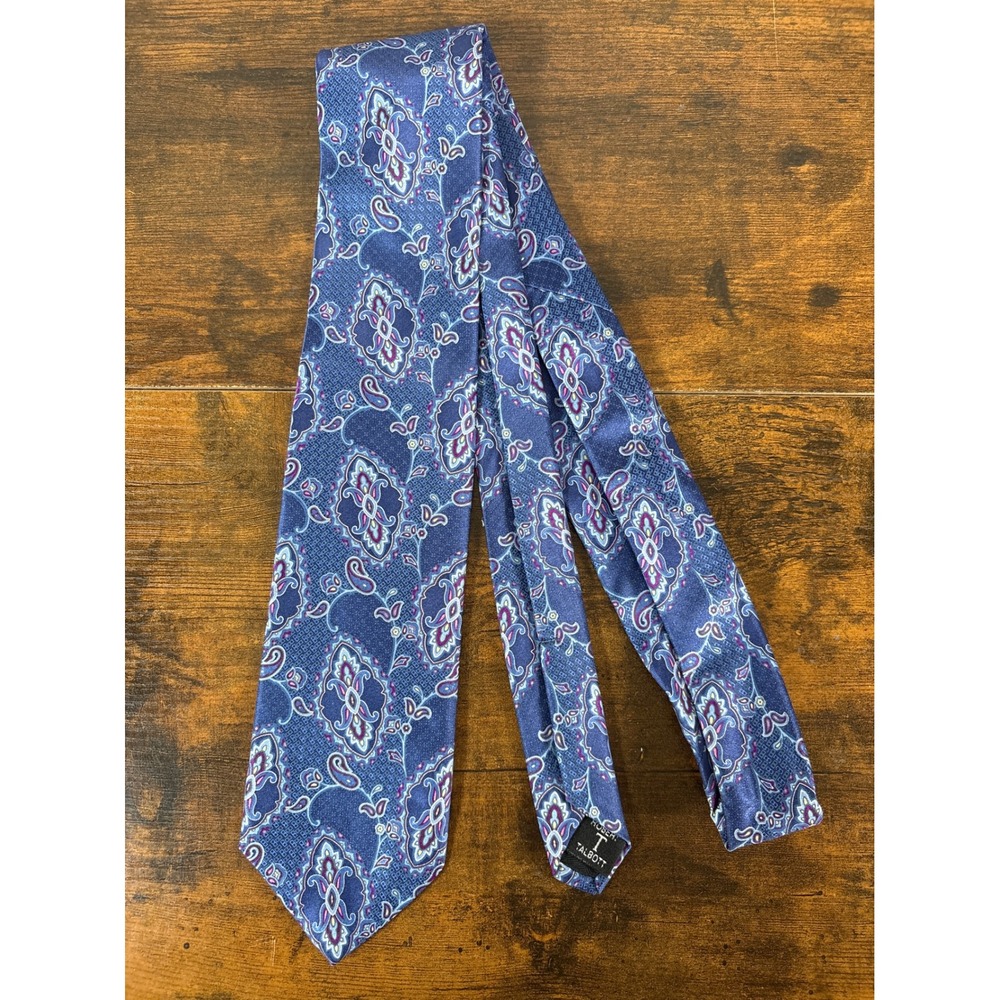 Robert Talbott Carmel Blue Paisley Medallion Silk Hand Sewn Mens Necktie